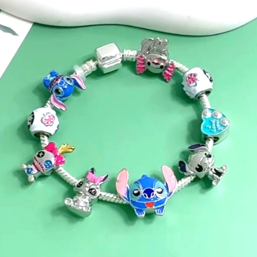 Disney STITCH CHARM BRACELET